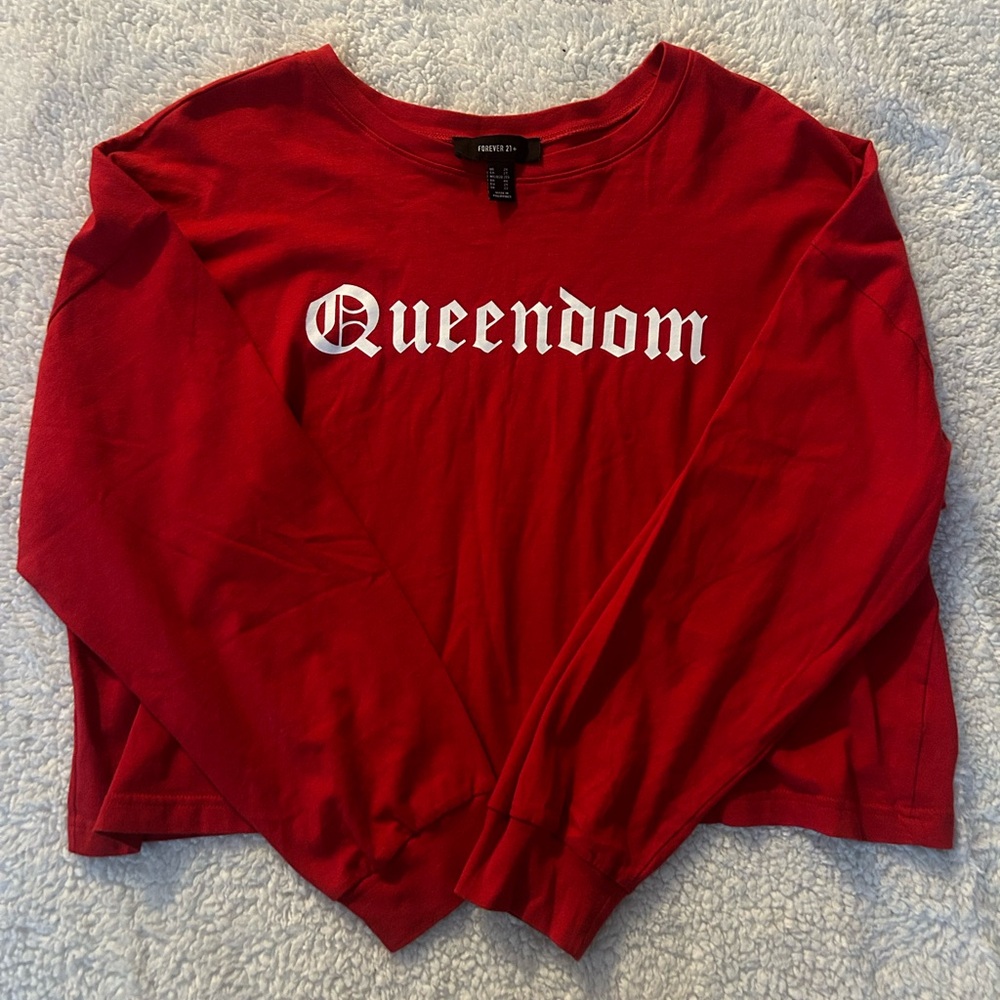 Queendom Long Sleeve Crop Top